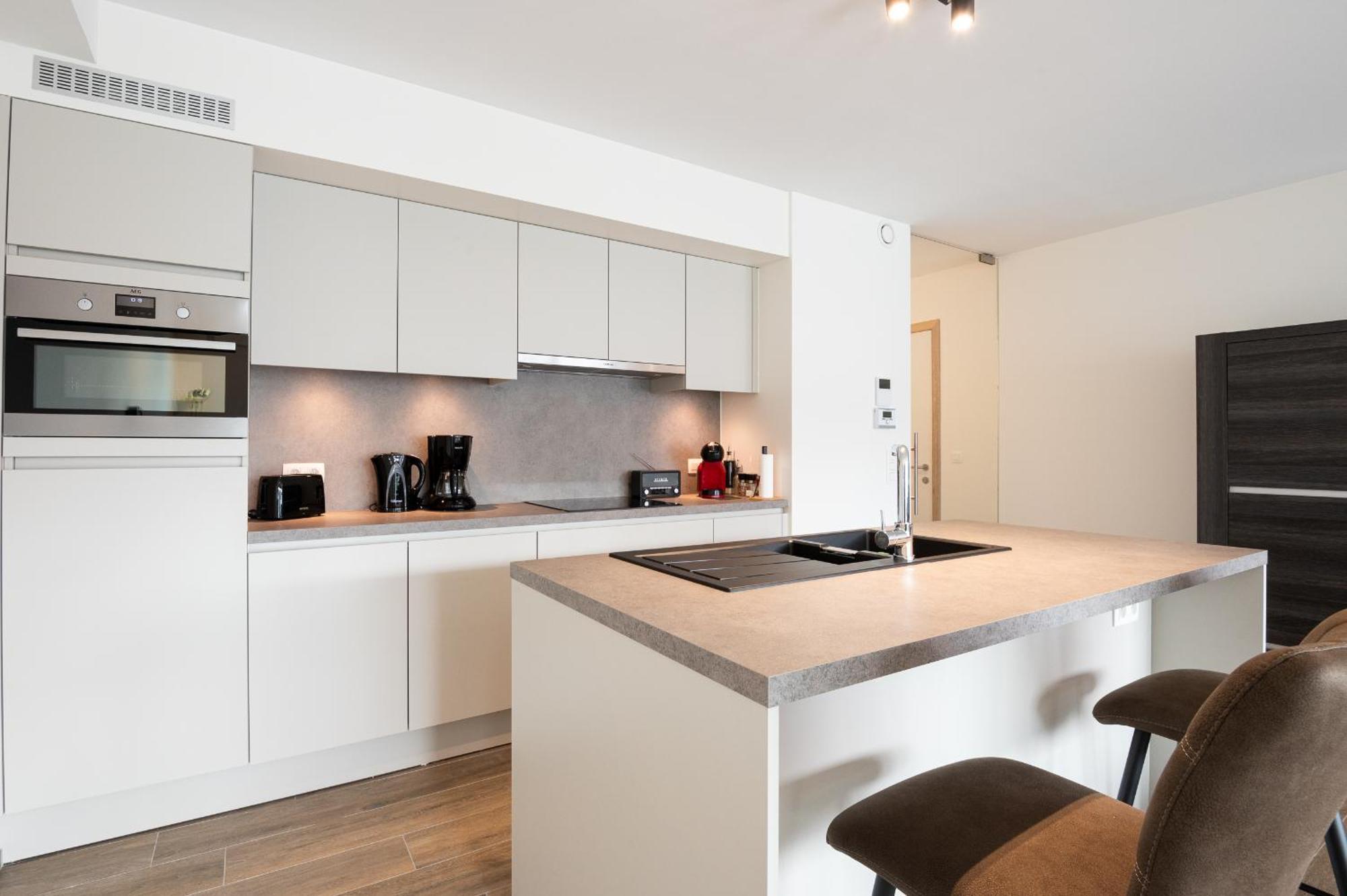 Wonderful New Apartment Close To The Beach Остенде Екстер'єр фото